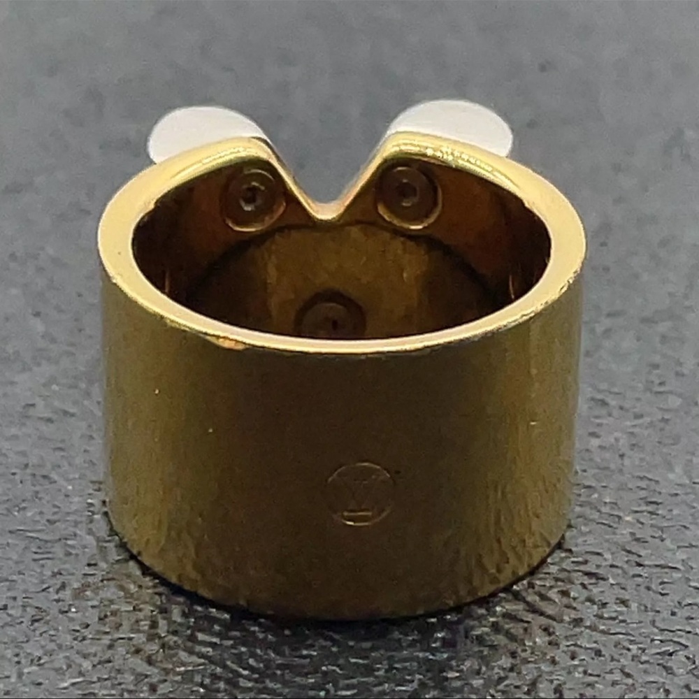Louis Vuitton Gold Band with Silver V Accent Ring - Picture 4 of 6